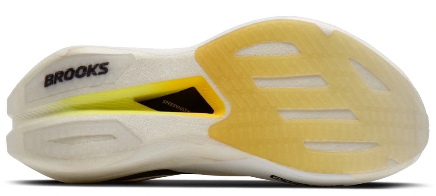 Bottom view of the Brooks Hyperion Elite 6 running shoe outsole showing SpeedVault+ carbon plate, yellow forefoot zone and white rubber.