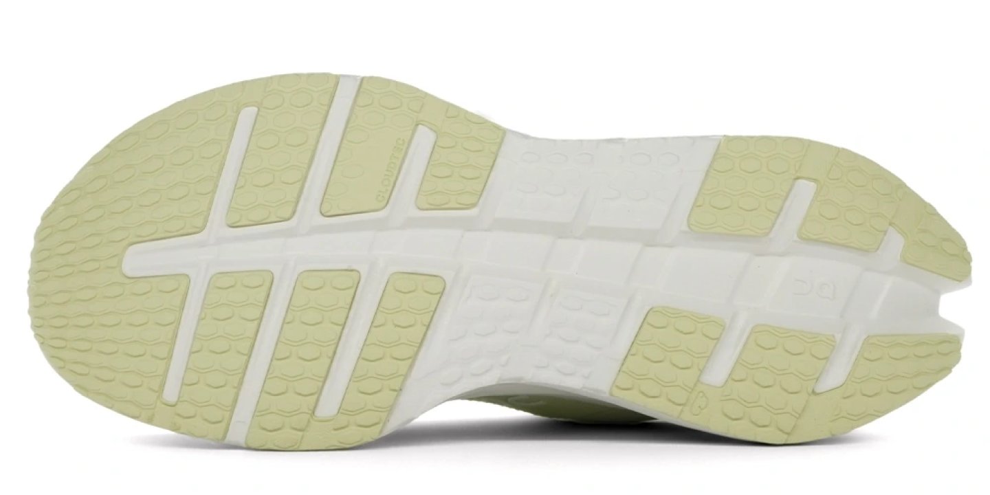 Bottom view of the On Cloudrunner 3 Zool running shoe outsole showing segmented rubber tread and flex grooves